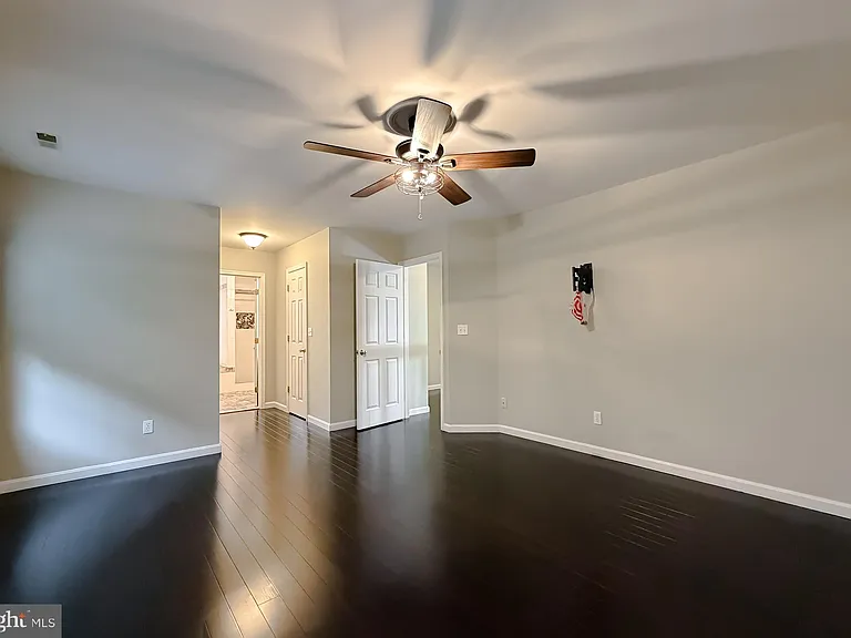 20797 Red Rose Ct — Photo 36