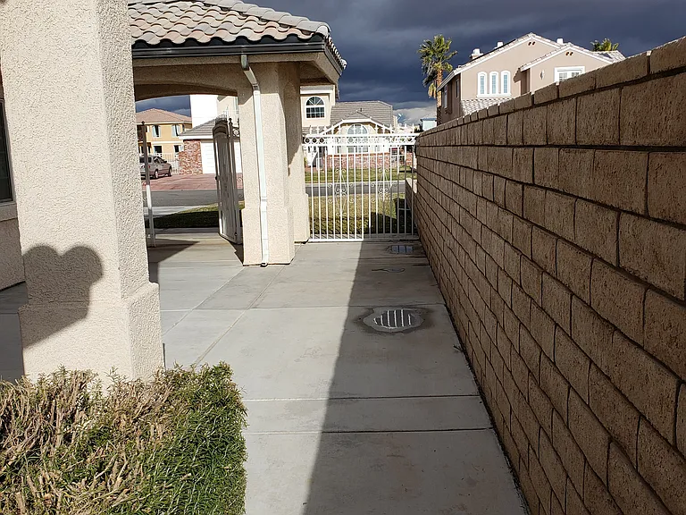 Harbor Dr — Photo 37