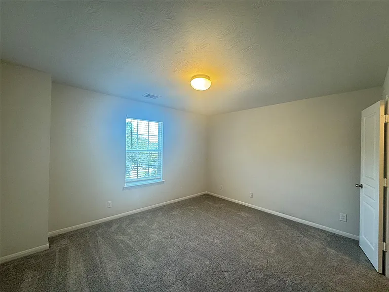 8107 Gran Villa Dr — Photo 33