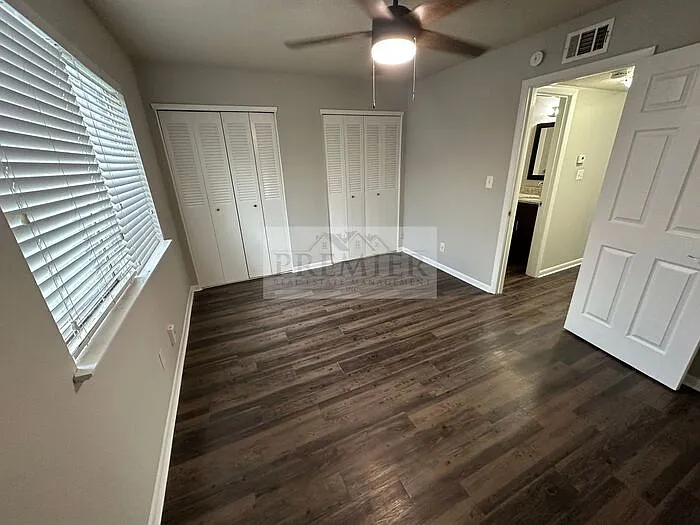 6045 Barton St — Photo 11