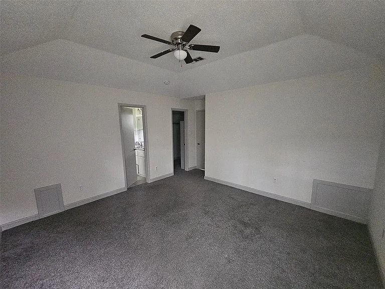 3206 Pebble Lake Dr — Photo 22