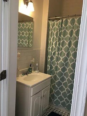 Rented by Twyford Real Estate | media 44