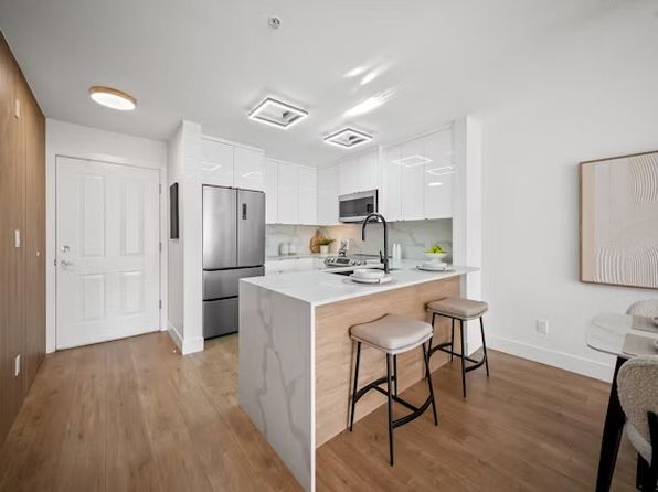 2 bedroom rental in Vancouver — photo 6