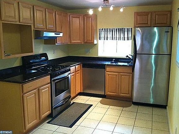 2nd image of 811 N Bambrey St