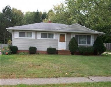 405 Sherry Ln, Berea, OH, 44017