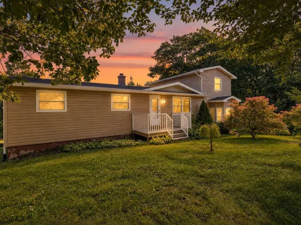 14 Gordon Stewart Dr, Williamswood, NS B3V 1C6