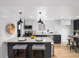 373 Victoria St #1, Costa Mesa, CA 92627