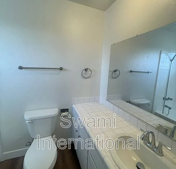 345 E Stepney St #9 — Photo 24