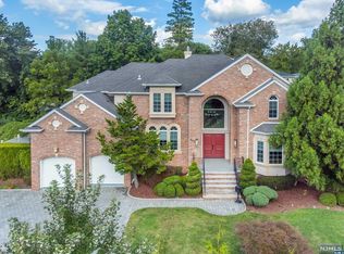 501 Closter Dock Rd, Closter, NJ 07624