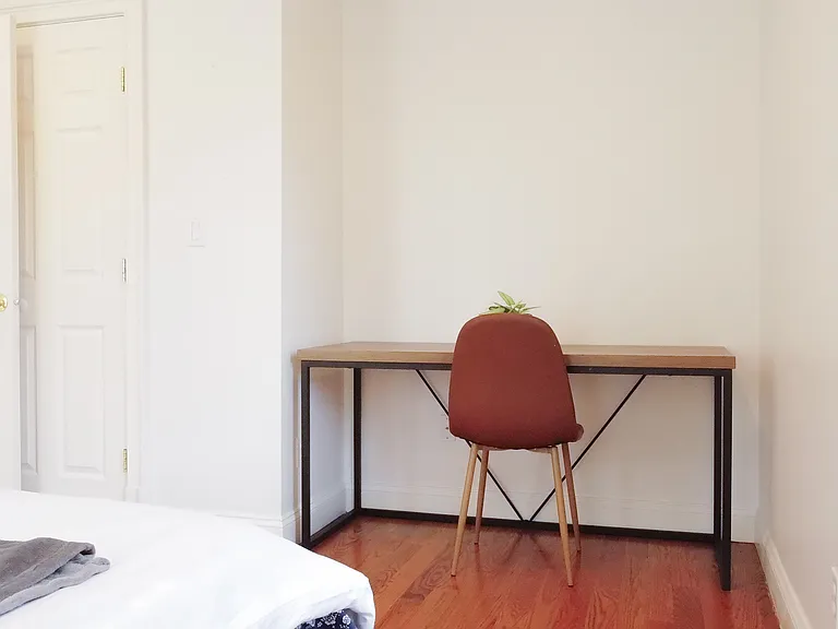 87 Stephen St #1C — Photo 120