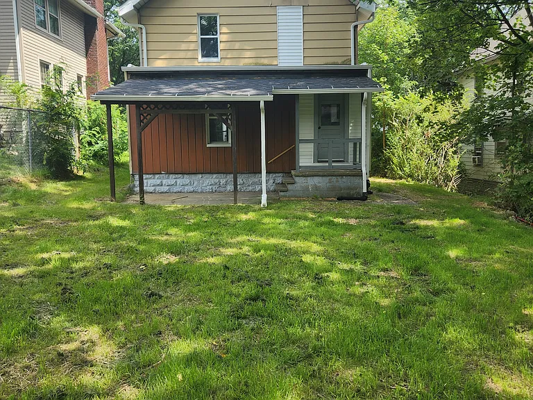 2190 6th St SW — Photo 15