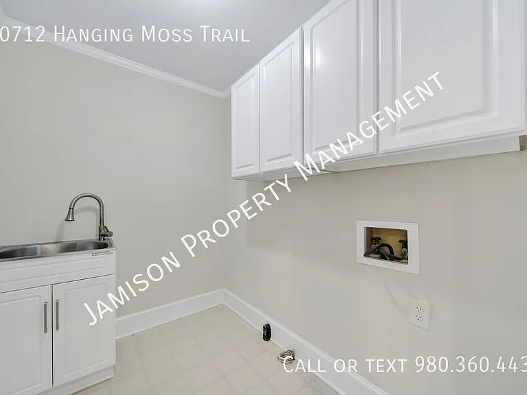 10712 Hanging Moss Trl — Photo 7
