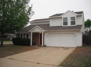 2500 Meadowview Dr, Corinth, TX 76210