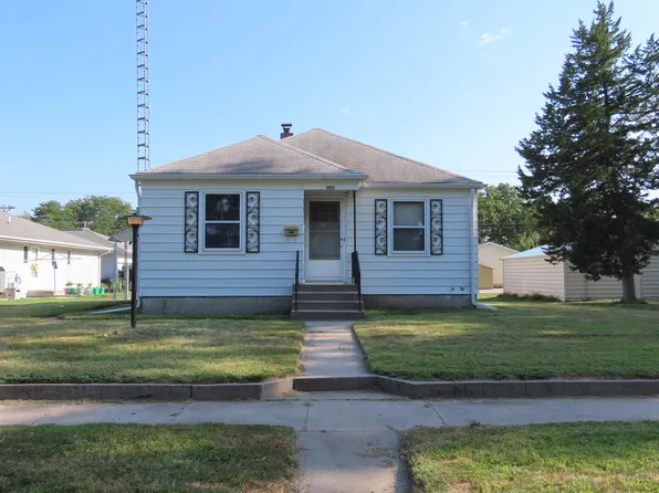 2709 6th St, Columbus, NE 68601