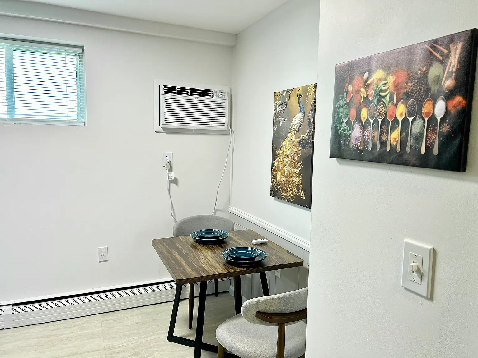 2 bed, 800 sqft, $1,745 — Photo 4