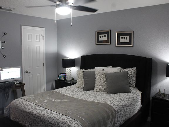 3rd image of 4752 Walden Cir APT 734