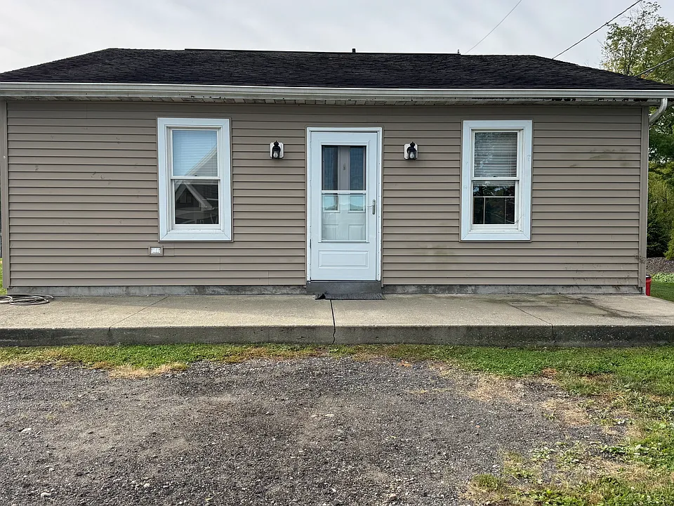 9 Dallis Ln #99