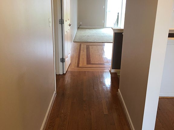 3rd image of 53239 Pineridge Dr