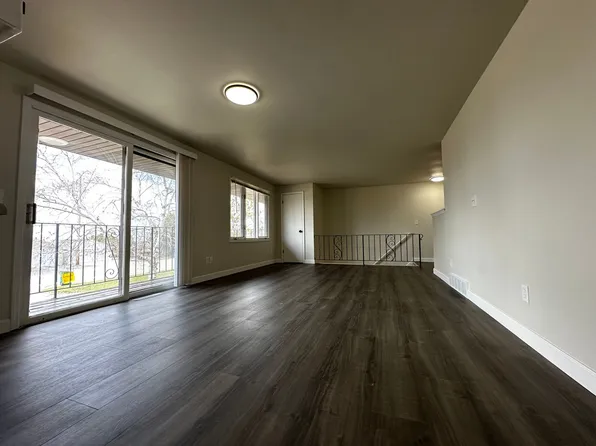 2746 Nicolet Dr, Green Bay, WI 54311