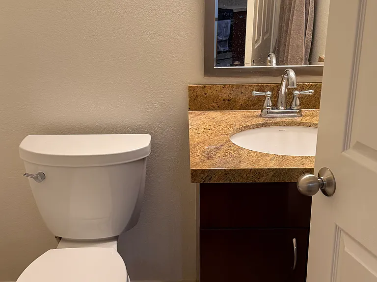1585 Manning Ave #3 — Photo 5