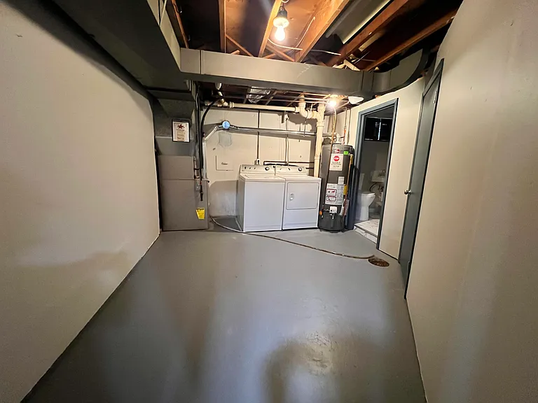 62 Woodlawn Dr — Photo 16