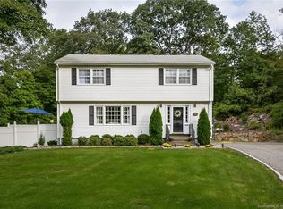 249 Buddington Rd, Shelton, CT 06484