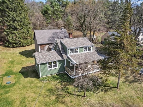 287 Taunton St, Wrentham, MA 02093