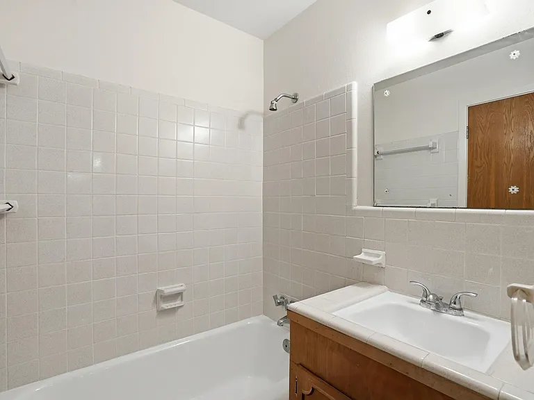 10240 Post Oak Dr — Photo 25