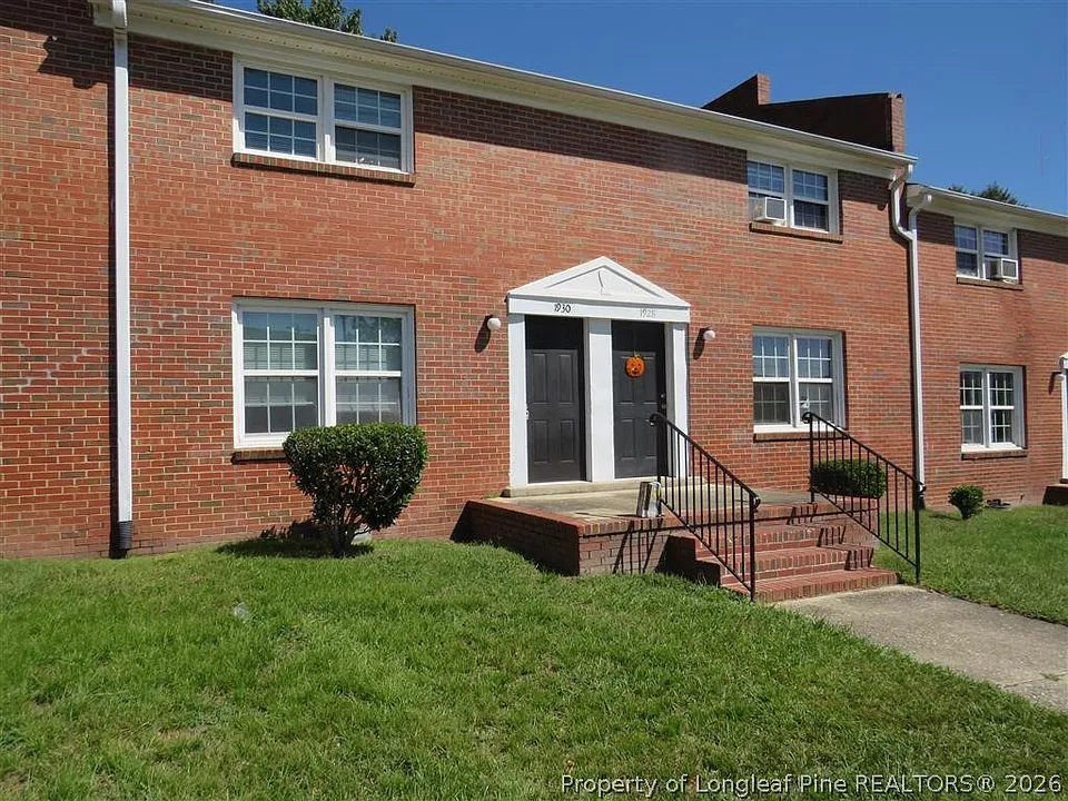 1930 King George Dr