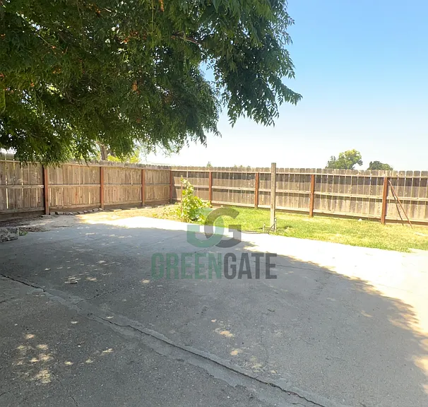 17400 E State Highway 120 — Photo 28