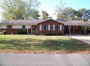 240 Ridgecrest Dr, Madisonville, TN 37354