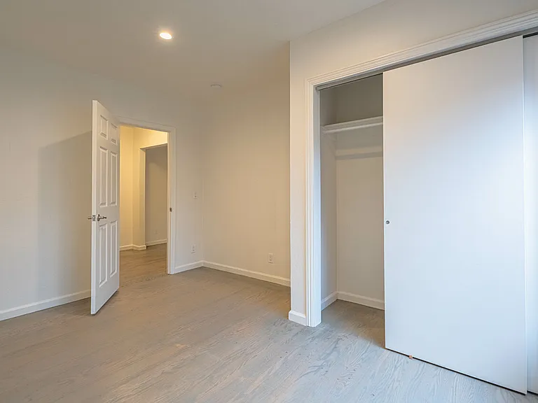 4211 Martin Luther King Jr Way — Photo 19