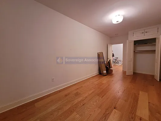 Rented by Sovereign Associates | media 12