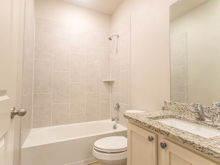 2100 Penaflor Dr — Photo 17