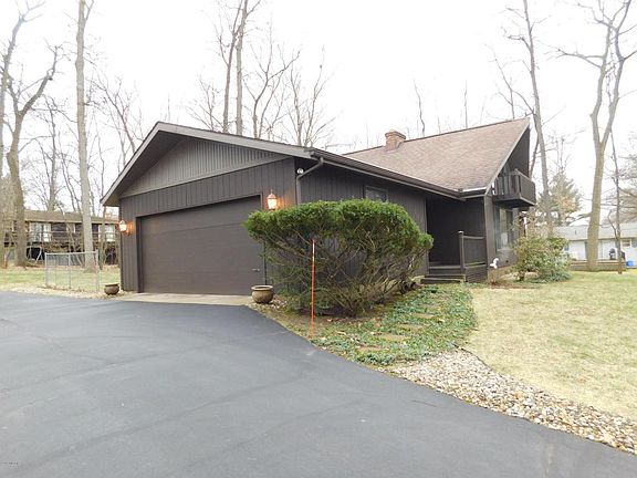4th image of 714 Lakeview Dr
