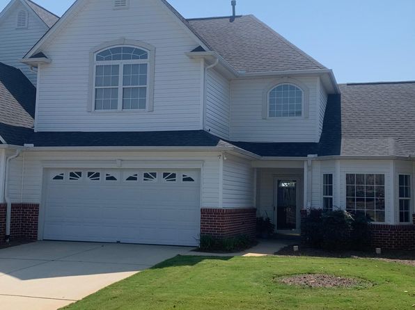 302 Rockbrook Ct