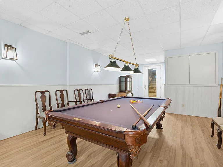 110 Greenleaf Ln — Photo 31