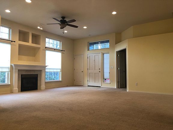 2nd image of 3423 22nd Way NE