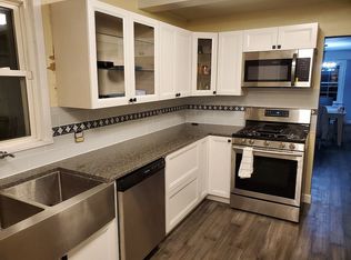 34820 N Holman Ave, Ingleside, IL 60041