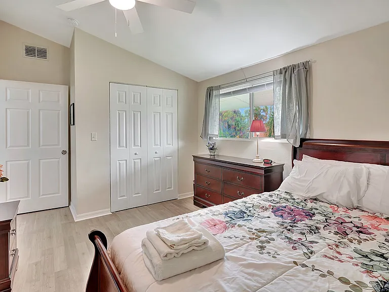 16360 N Oleander Dr — Photo 11