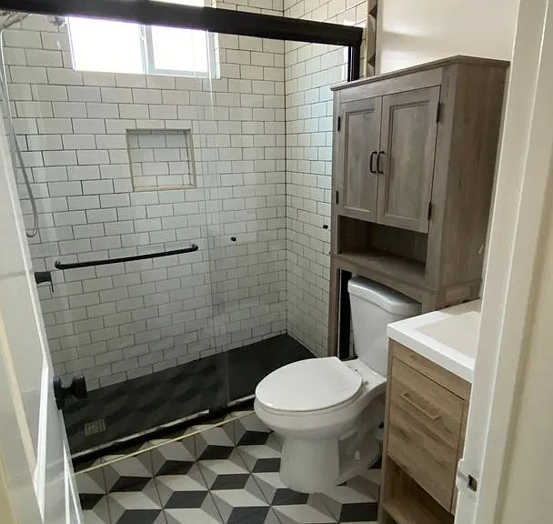 5642 Klump Ave — Photo 12