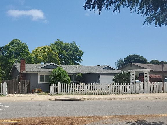 3rd image of 880 Eucalyptus Ave