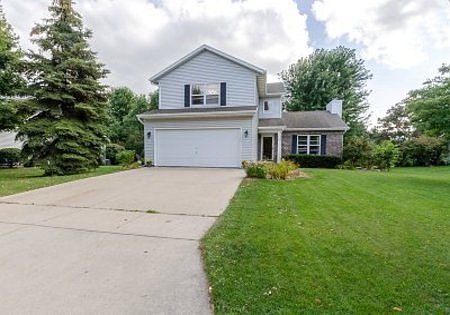 1st image of 713 Oakwood Ln