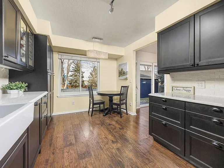 387 Oak Ln — Photo 10