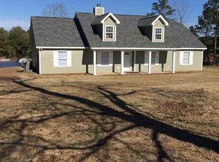 614 Twin Lakes Rd, Kinston, AL 36453