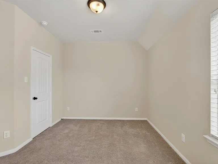 25238 Birchwood Springs Ave — Photo 32