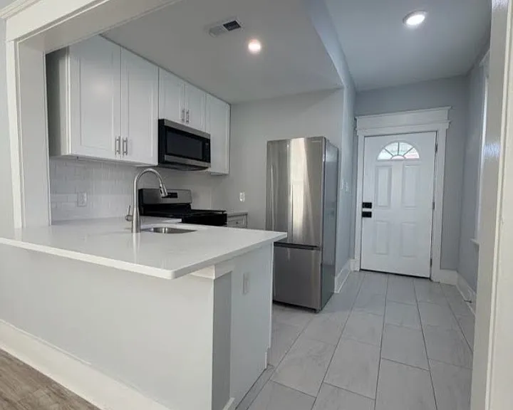 313 Delaware Ave #1 — Photo 4