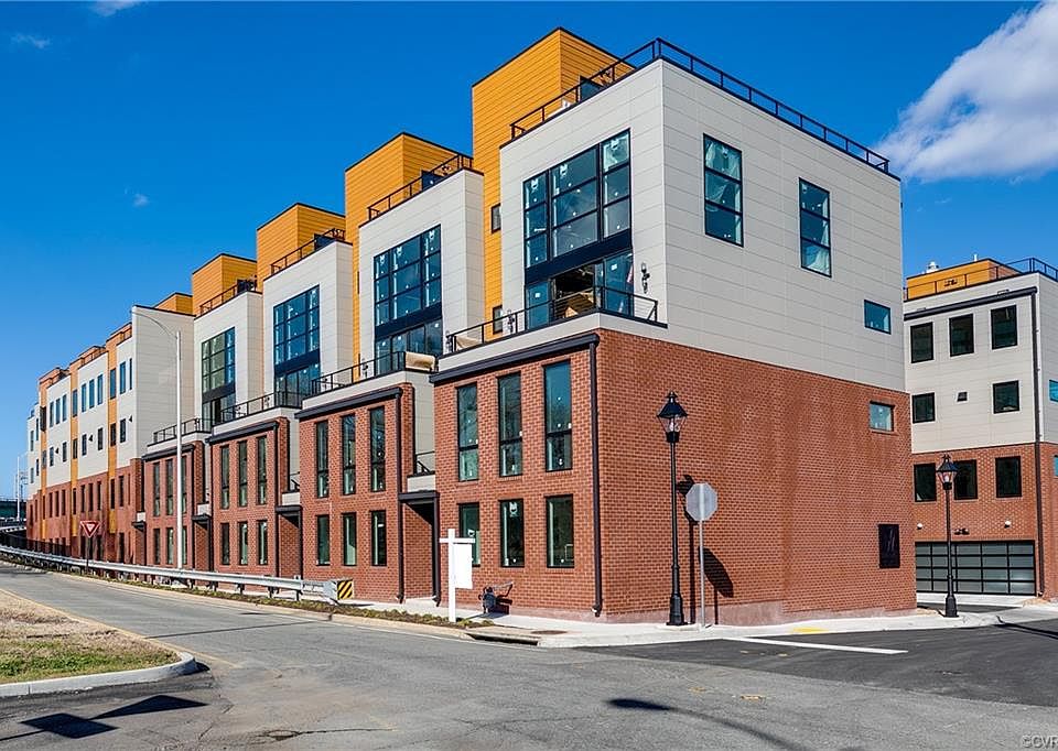 1st image of 505 W 7th St