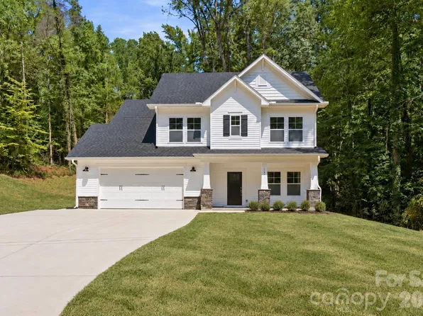 148 Brandy Ln, Statesville, NC 28677