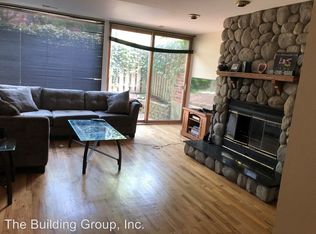 2066 N Larrabee St #1, Chicago, IL 60614